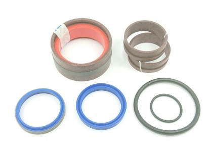 BLĪVSLĒGU KOMPLEKTS