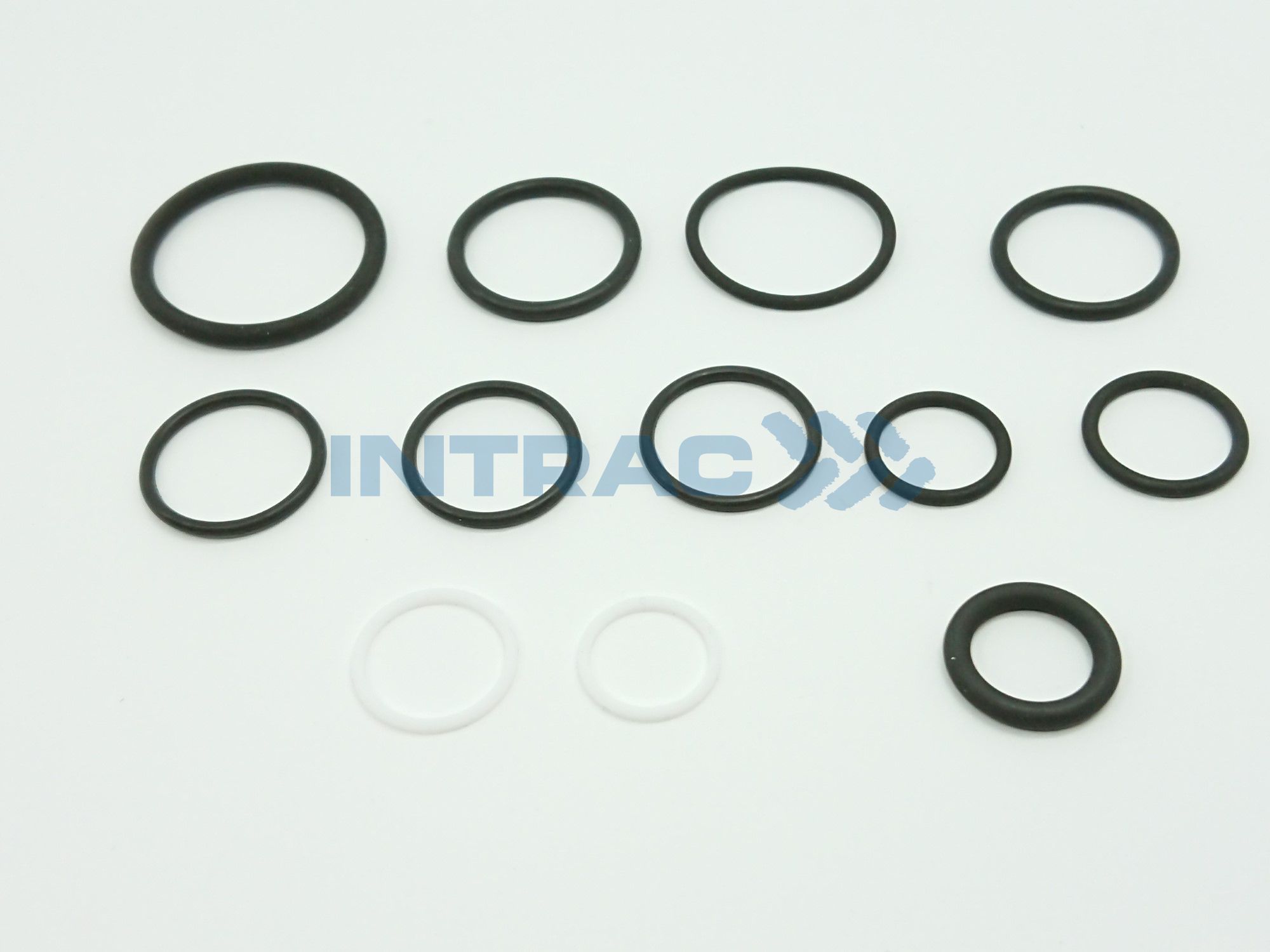 BLĪVSLĒGU KOMPLEKTS