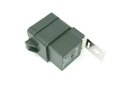 RELEJS KORPUSĀ E-MOD.