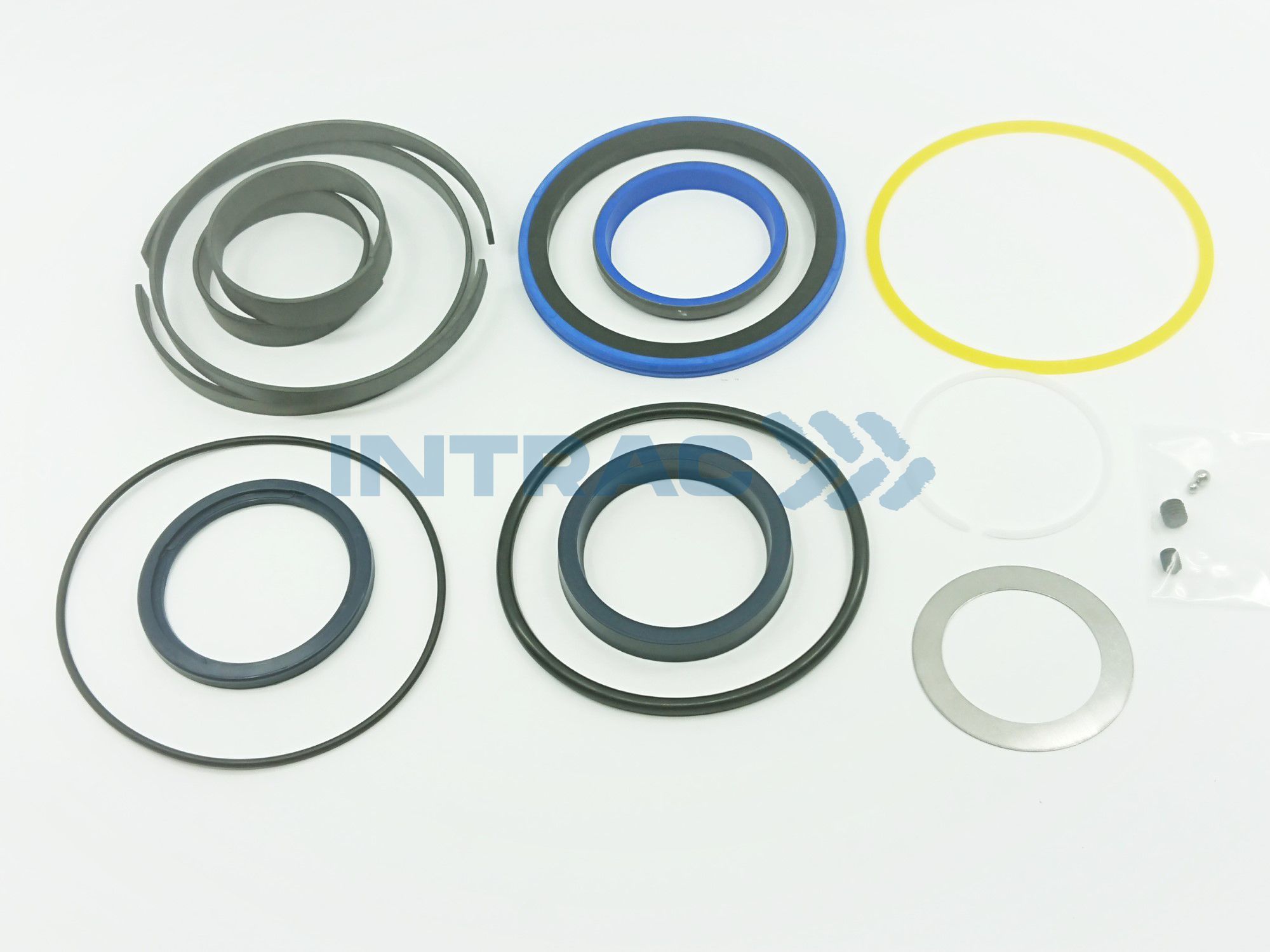 BLĪVSLĒGU KOMPLEKTS