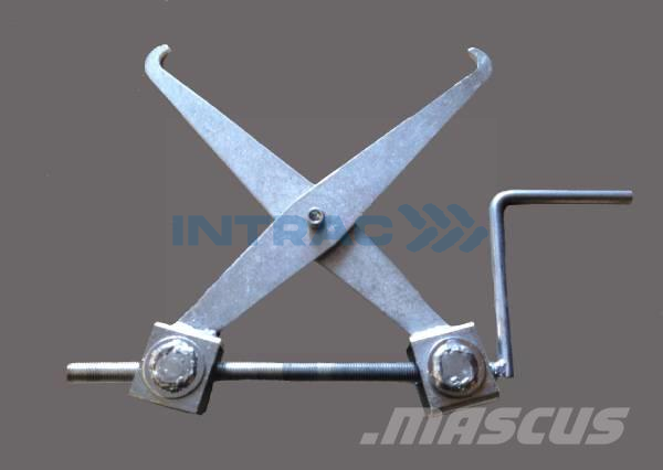 MONTĀŽAS INSTRUMENTS