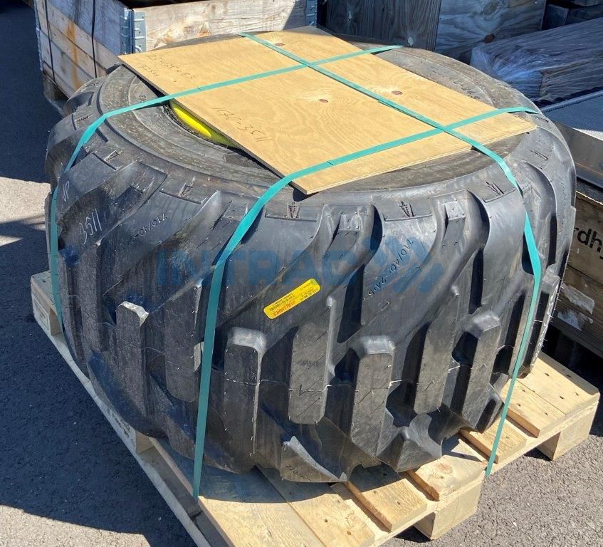 REZERVES RITENIS 700-24.5