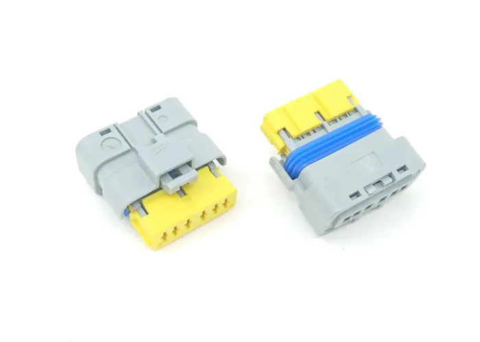 El.connector housing