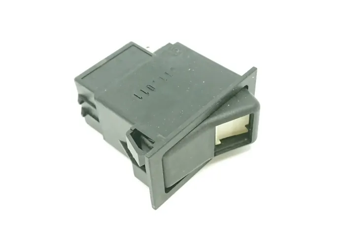 TOGGLE/ROCKER SWITCH